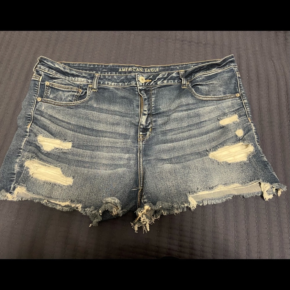 American eagle high rise shortie